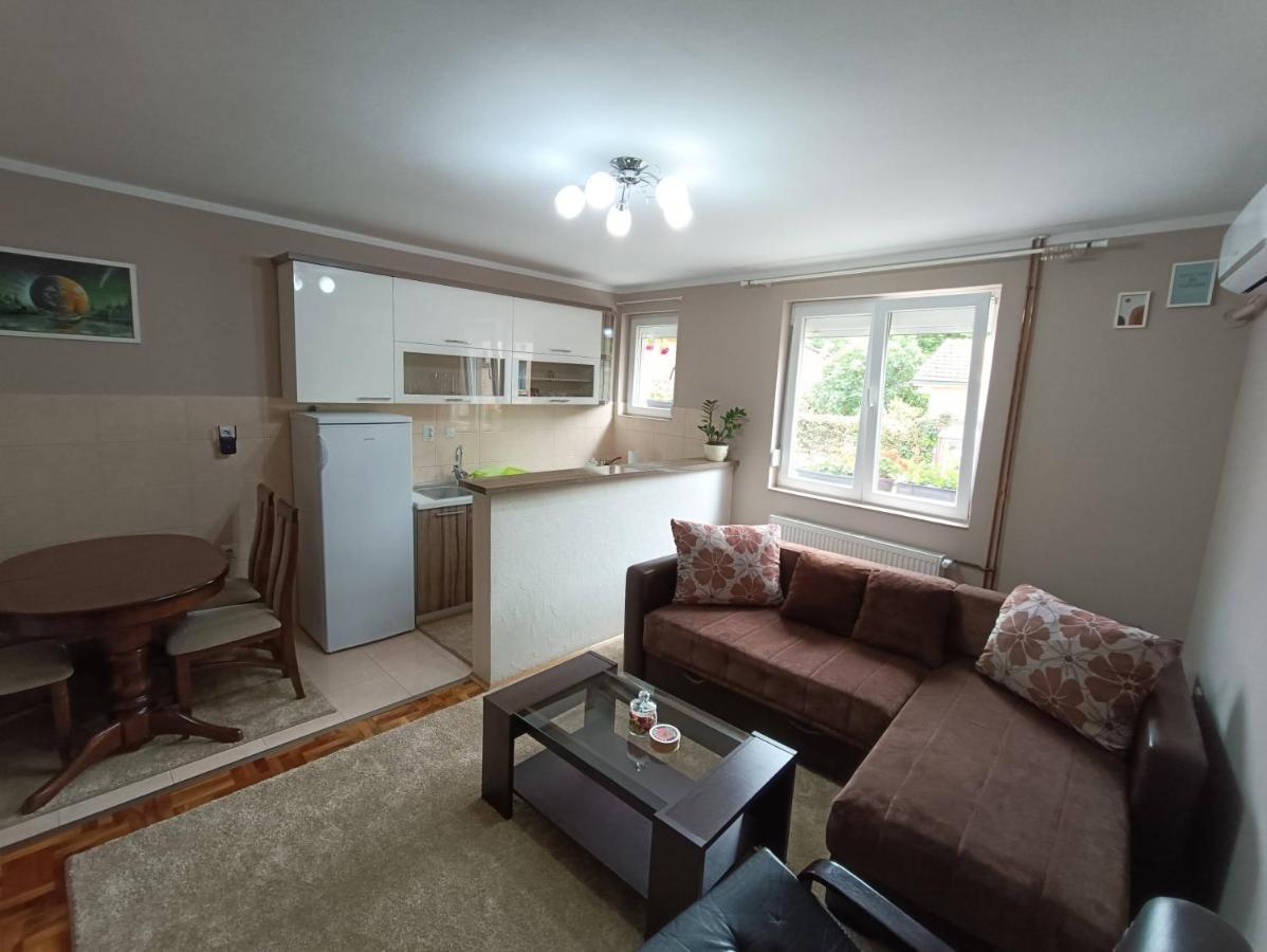 Fortress Apartments Ni Eksteriør billede